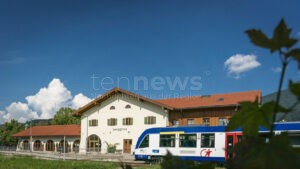 HOLZKIRCHEN - 🚂 Fahrplanänderungen von Samstag bis Mittwoch (15.-19.11.2025)! Züge im Oberland fahren fünf Minuten früher ab! ⏰