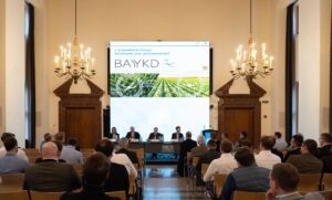 MÜNCHEN - 🚁 Drohnen-Forum! Aiwanger begeistert von beeindruckendem Potenzial in der Landwirtschaft! 🌾