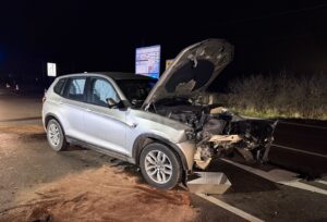 BAAR-EBENHAUSEN - 💥 Schwerer Unfall beim Linksabbiegen am Mittwoch (03.12.2025)! 31-Jähriger übersieht entgegenkommendes Auto - vier Verletzte! 🚑