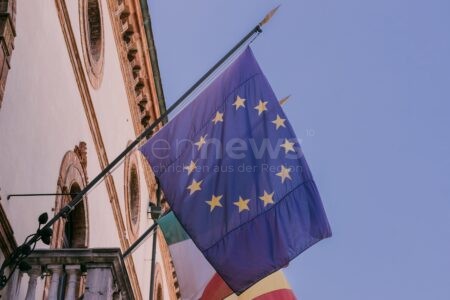 BERLIN / WASHINGTON - 🇺🇸 Trump-Strategie am Donnerstag (04.12.2025)! Weißes Haus will "Widerstand" gegen EU fördern - Deutschland kritisiert! 🇪🇺