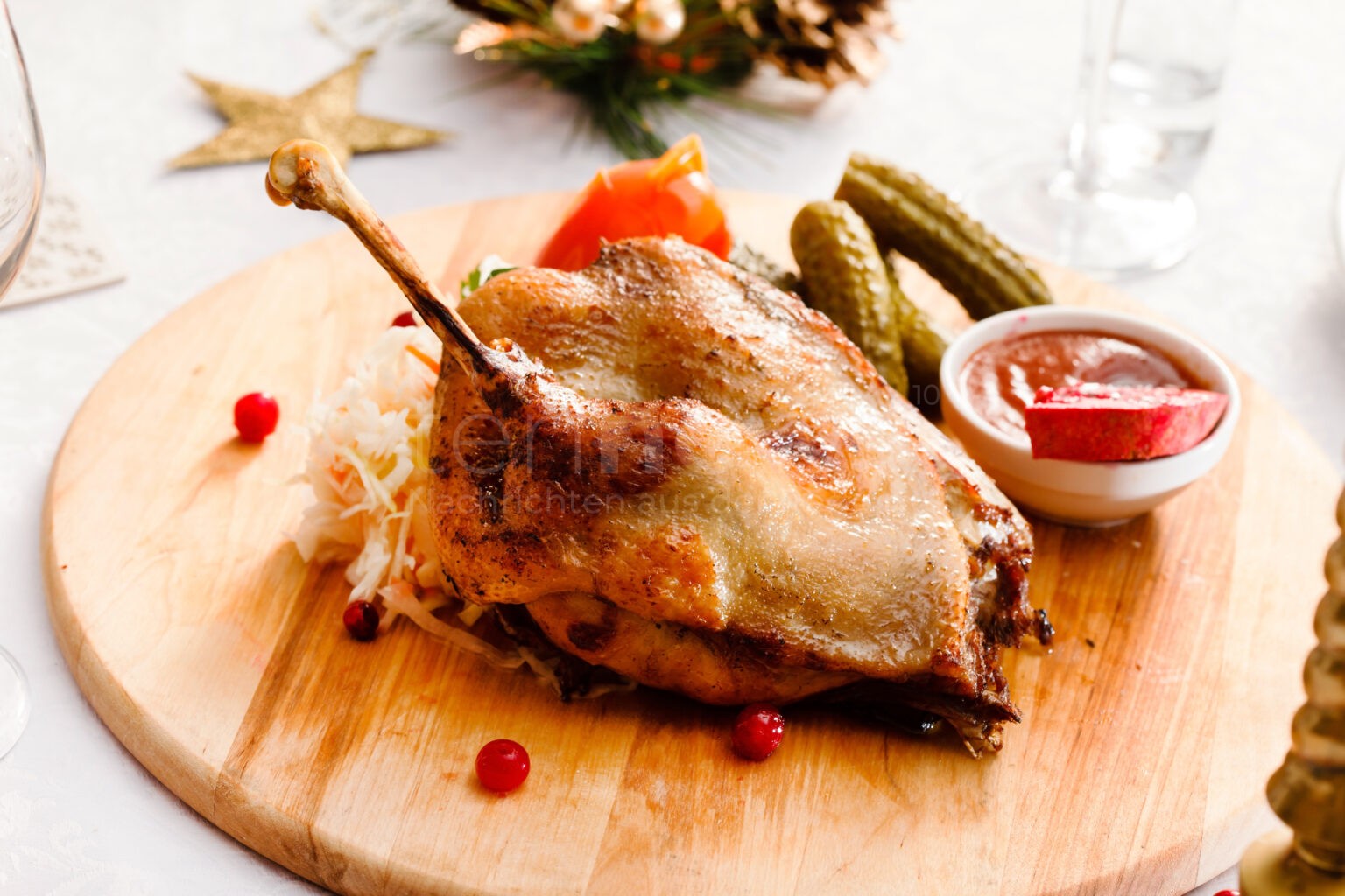 DEUTSCHLAND - 🦆 Weihnachtsgans-Warnung! Zu spätes Schlemmen macht dick - Experten raten zu frühem Festmahl! ⏰