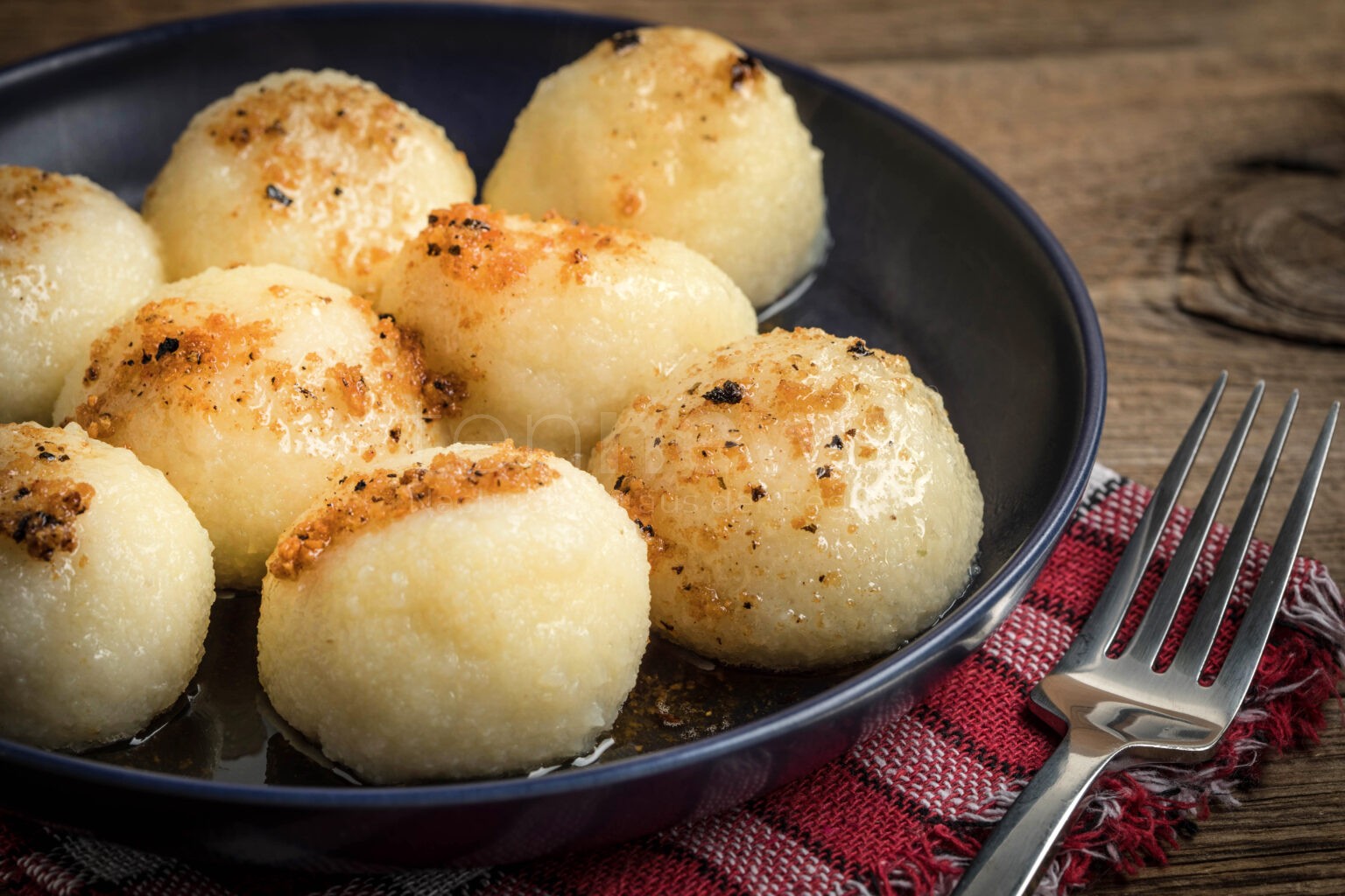DEUTSCHLAND - 🥟 Klöße vom Vortag werden zum Knaller! Fränkisches Rezept macht aus Resten ein neues Gericht! 🍳