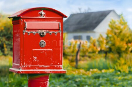 KOPENHAGEN - 📮 Dänemark schafft Ende Dezember die Briefzustellung ab! Alle Briefkästen werden abgehängt - nur noch Pakete! 📦