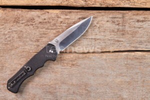 PFAFFENHOFEN AN DER ILM - 🔪 Verbotene Waffen auf A9 am Donnerstag (04.12.2025)! Pole versteckt Springmesser - Rumäne hat Schlagring am Lenkrad! ⚖️