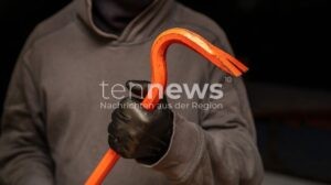 INGOLSTADT - 🏠 Einbrecher am Montag (05.01.2026) hebeln Badfenster auf! Rentnerhaus durchsucht - 500 Euro Sachschaden in Unsernherrn! 🔨