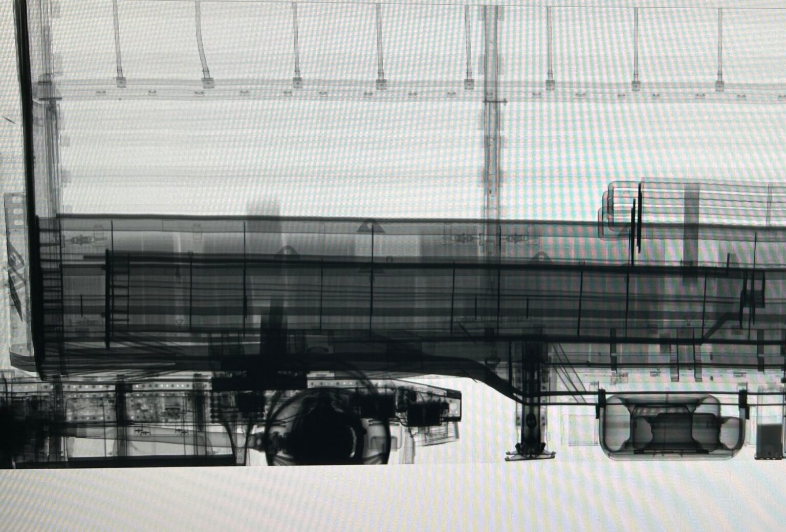 WERNBERG-KÖBLITZ - 🚛 Zigaretten-Schmuggel im November aufgedeckt! Zoll fand 600.000 Zigaretten im Lastwagen - Steuerschaden im sechsstelligen Bereich!