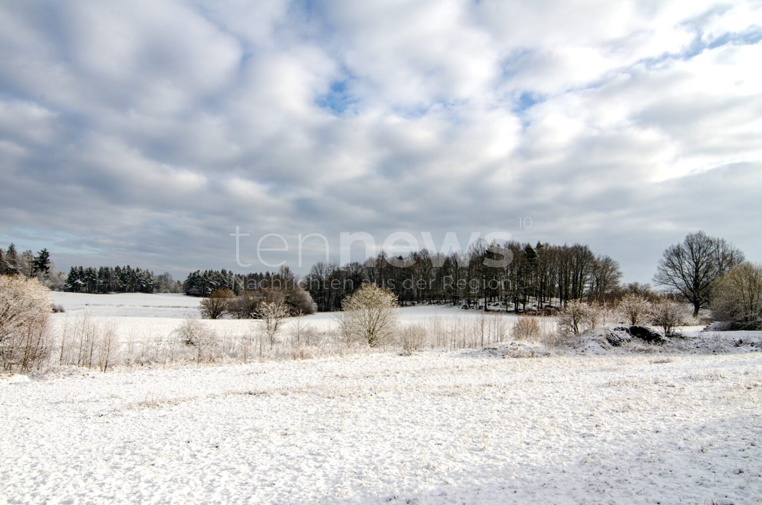 Minus 24 Grad in Niederbayern: Kälteste Nacht des Winters - Eisregen-Warnung ab Mittwoch! - tennews DEUTSCHLAND - ❄️ Minus 24 Grad in Niederbayern! Kälteste Nacht des Winters - Eisregen-Warnung ab Mittwoch! 🌨️