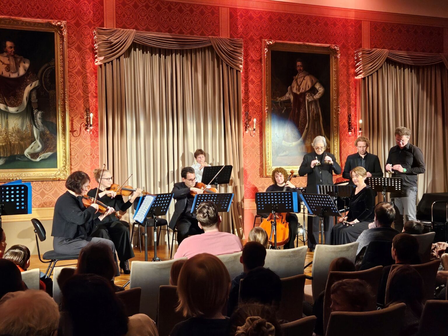 PFAFFENHOFEN AN DER ILM - 🎵 Ausverkauftes Kinderkonzert der Bayerischen Kammerphilharmonie begeistert Familien mit Mozart! 🎼