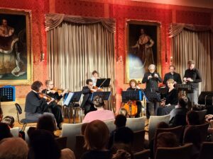 PFAFFENHOFEN AN DER ILM - 🎵 Ausverkauftes Kinderkonzert der Bayerischen Kammerphilharmonie begeistert Familien mit Mozart! 🎼