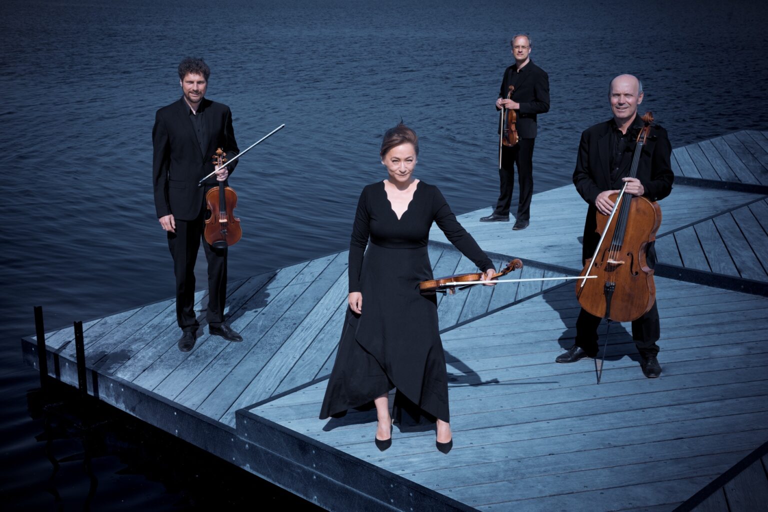 Pfaffenhofen an der Ilm: Ruysdael Quartett gastiert im Rathaus - tennews PFAFFENHOFEN AN DER ILM - 🎻 Das renommierte Ruysdael Quartett gastiert am 1. März im Rathaus mit hochkarätiger Kammermusik von Dvořák bis Sibelius. Tickets 25€! 🎵